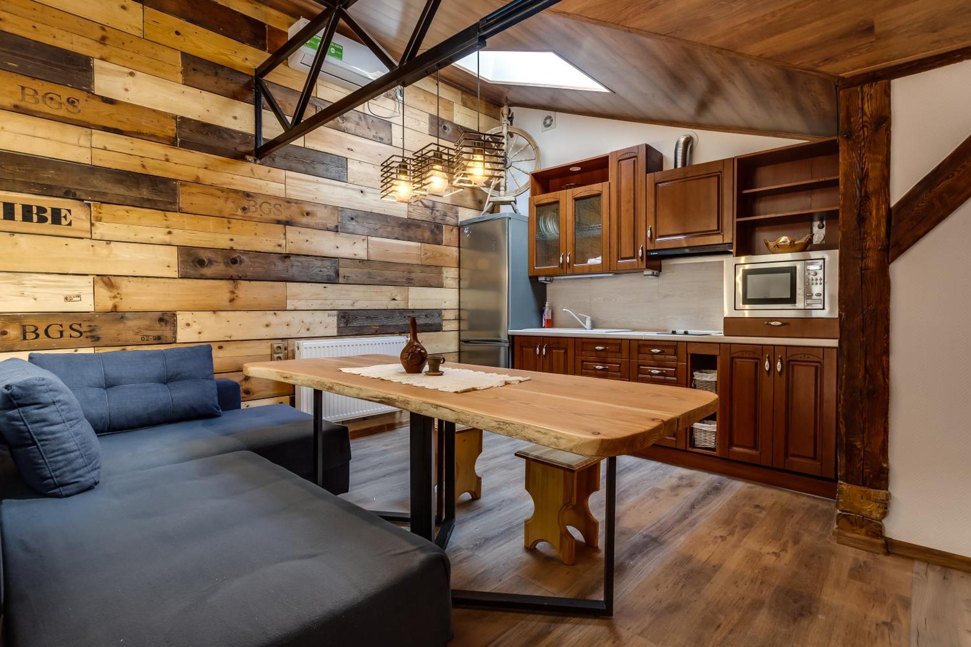 Four Bedrooms Apartment In The Heart Of Lviv Exterior photo